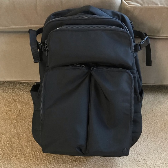lululemon athletica Other - Lululemon Men's Assert Backpack black EUC